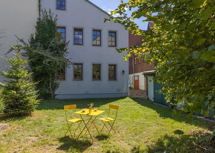 Apartment Zentrales - Mit Sofa & 2 Einzelbetten *